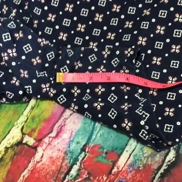 Liz Claiborne plus‎ size 14 shorts navy blue with white and red pattern - Picture 7 of 8